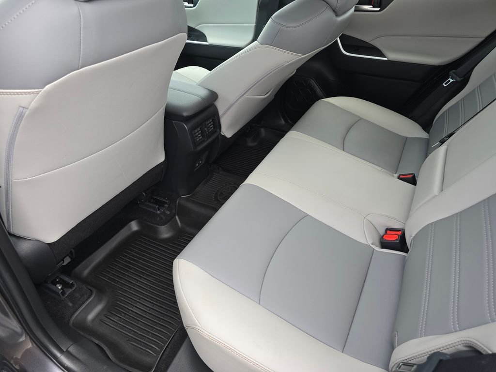 Used 2025 Gray Toyota XLE Premium image 20