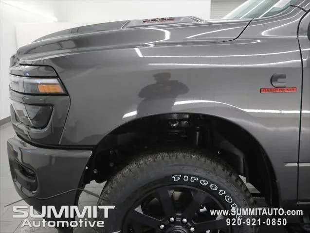 New 2026 Granite Crystal Metallic Clear-Coat Exterior Paint RAM LARAMIE image 36