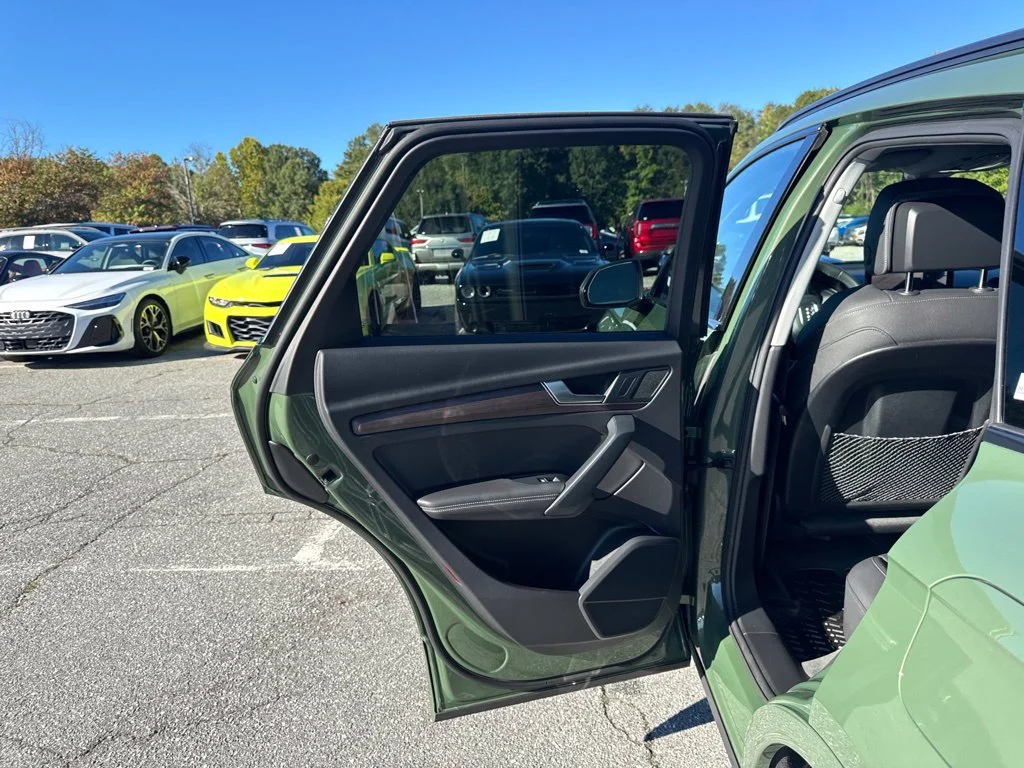 Used 2022 Green Audi 55 Premium Plus image 28