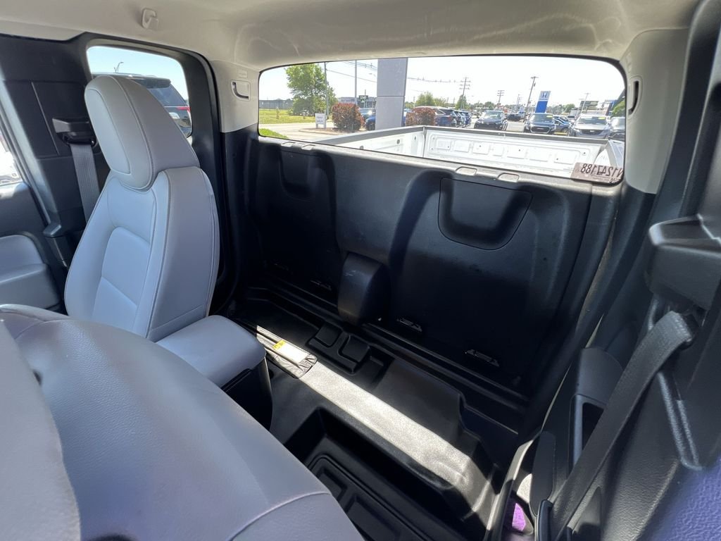 Used 2022 White Chevrolet Work Truck image 20