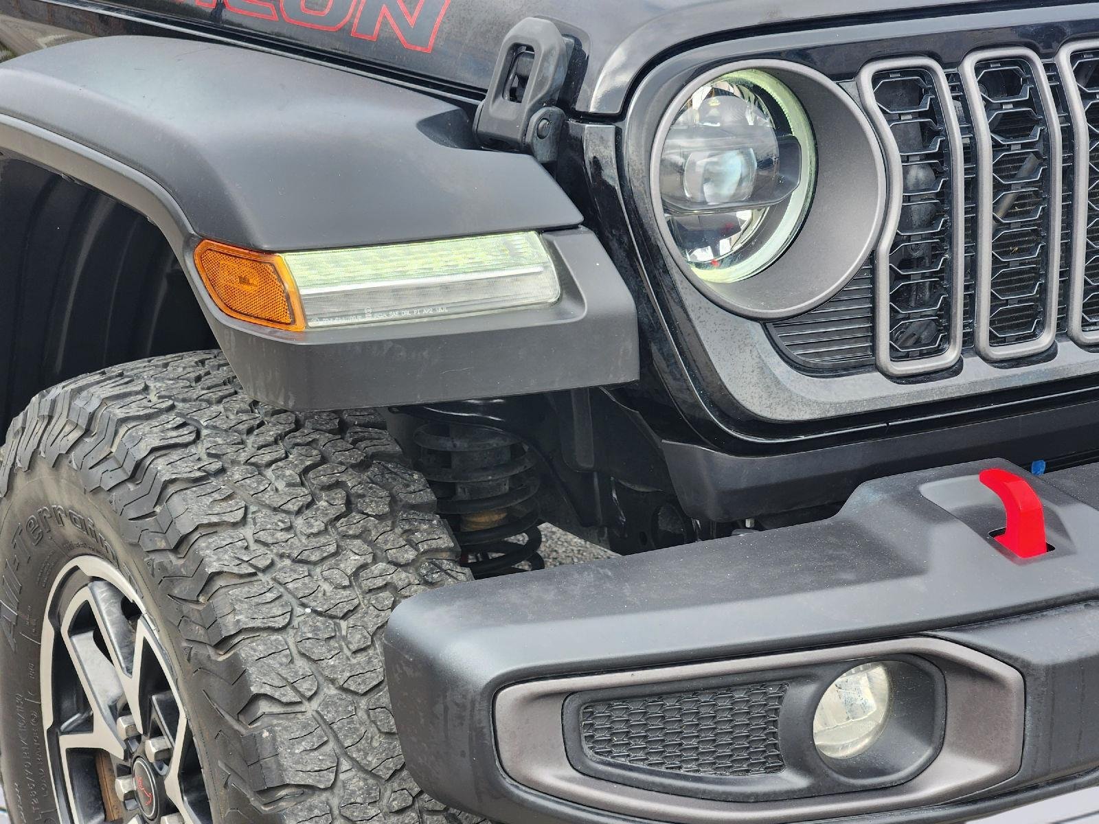 Used 2024 Black Clearcoat Jeep Rubicon image 8