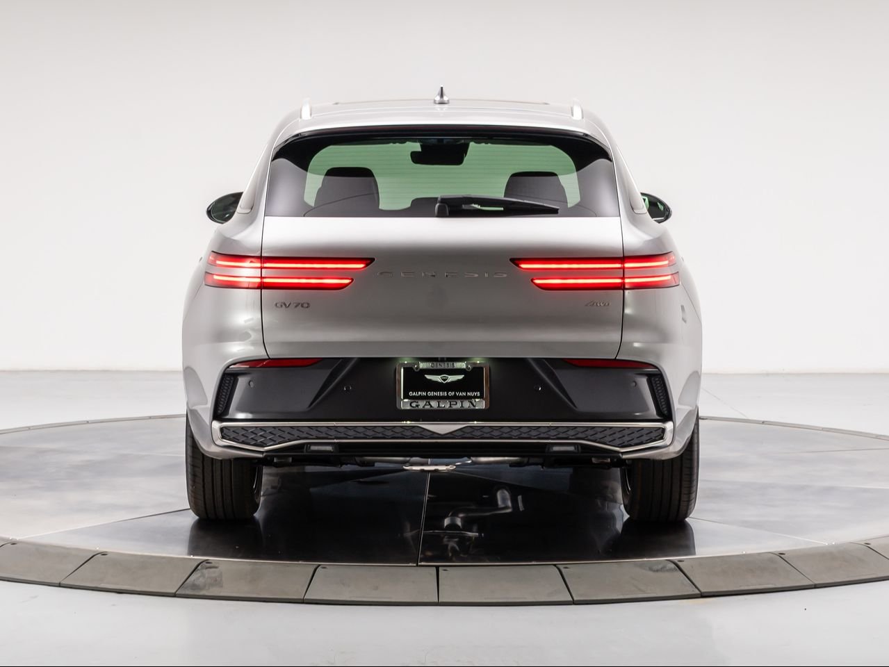 New 2026 Savile Silver Genesis 2.5T SELECT image 4