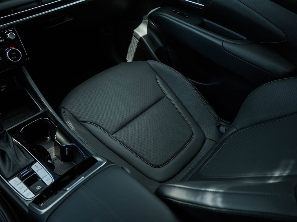 New 2026 Phantom Black Hyundai SEL Plus AWD image 26