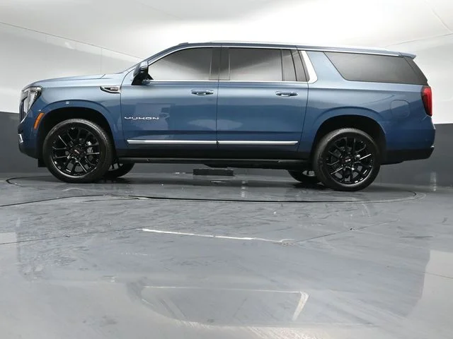 Used 2026 Blue GMC Elevation image 37