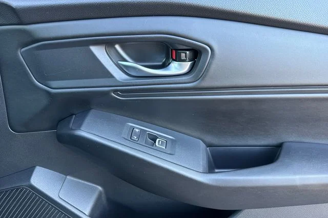 New 2026 Canyon River Blue Metallic Honda SE image 19