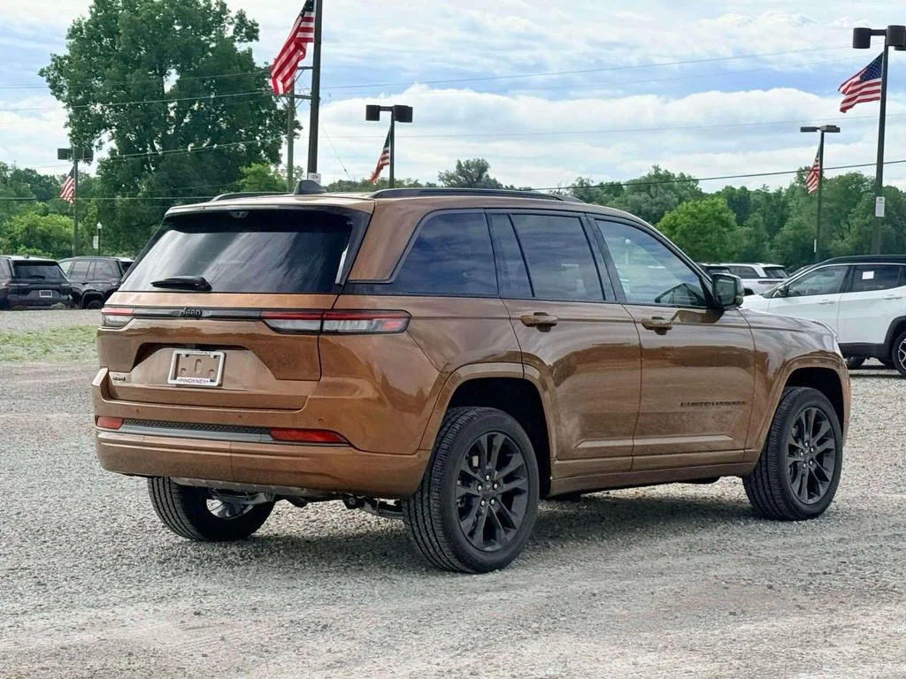 New 2026 Brown Jeep Limited Reserve image 7