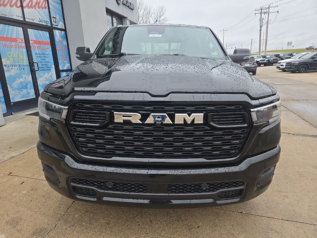 New 2026 Diamond Black Crystal Pearl-Coat Exterior Paint RAM Big Horn/Lone Star image 15