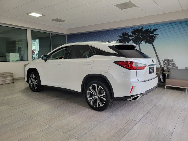Used 2018 White Pearl LEXUS RX 350 AWD image 3