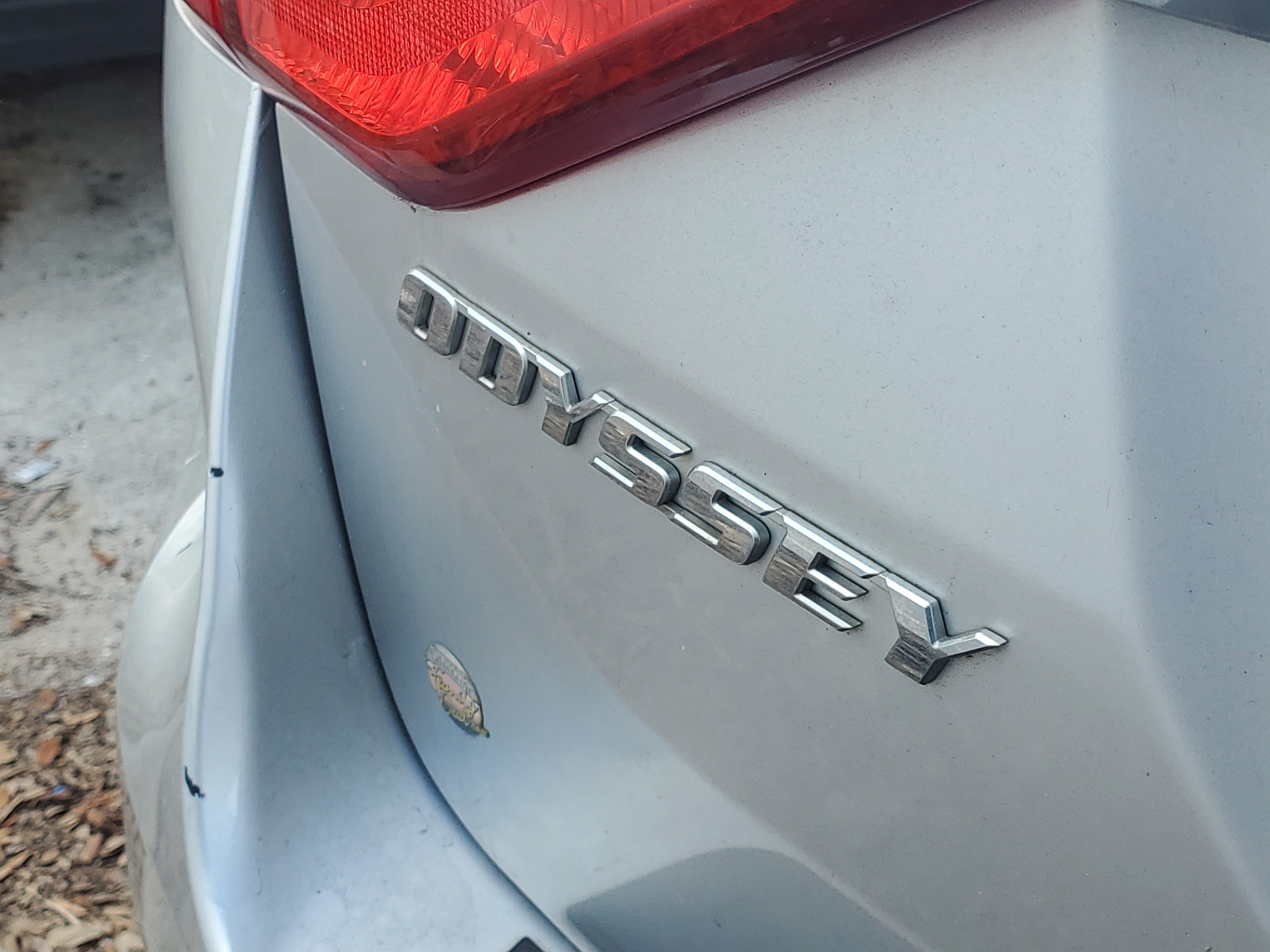 Used 2011 Silver Honda EX-L image 7