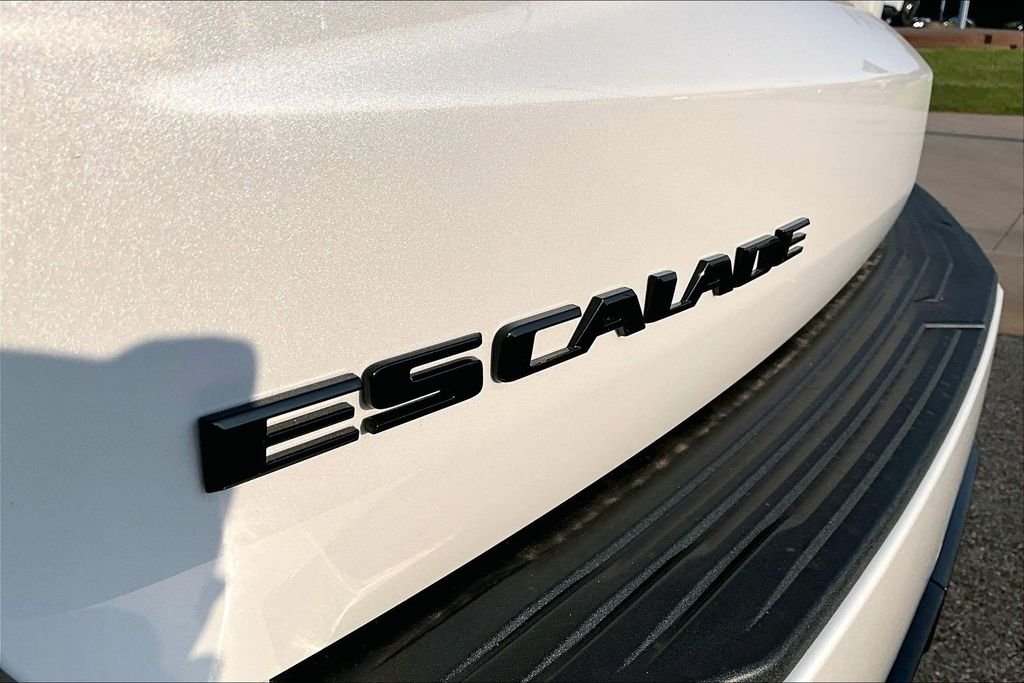 Used 2024 White Cadillac Sport image 34