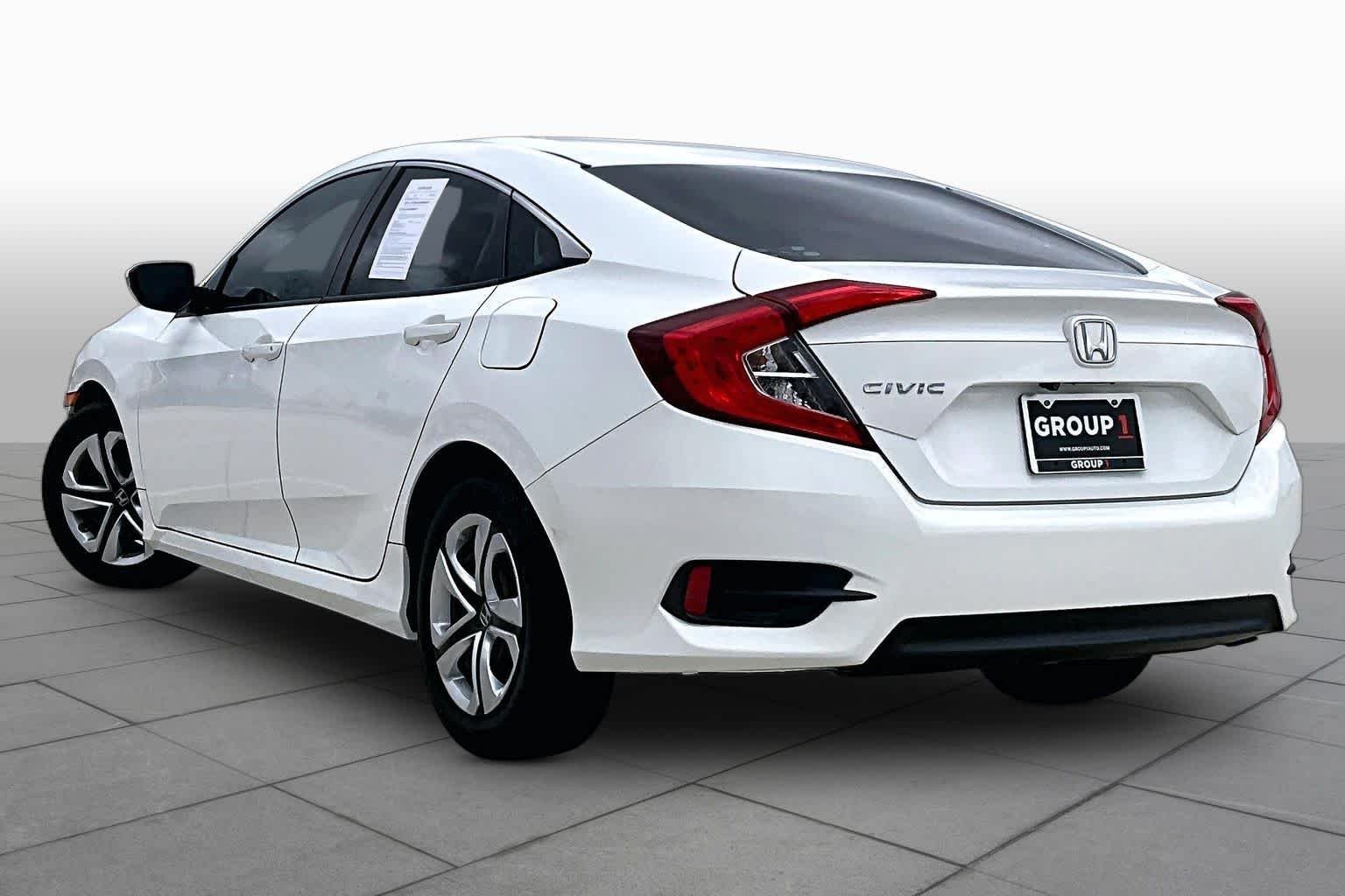 Used 2017 Taffeta White Honda LX image 11