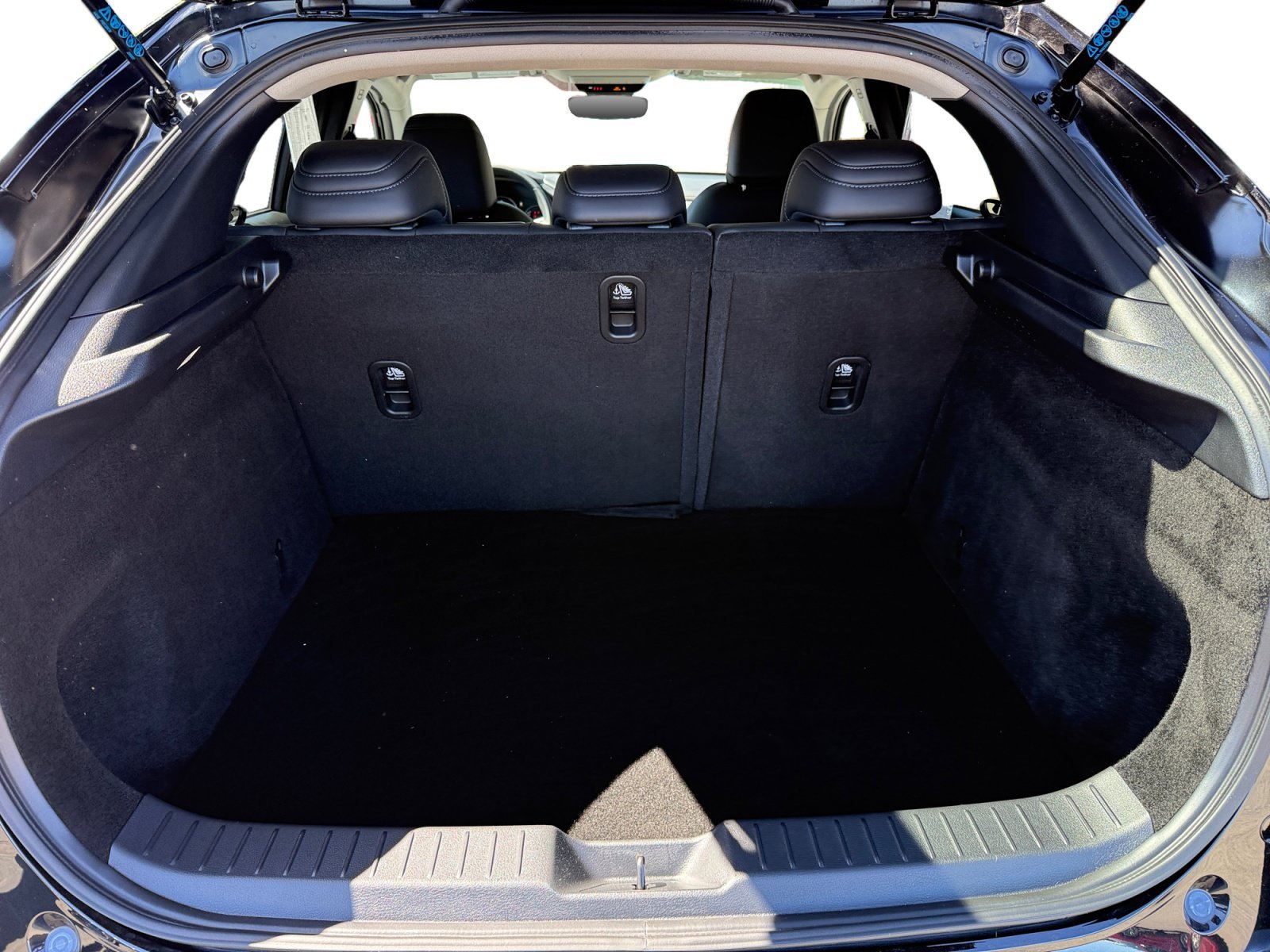 Certified Used 2023 Jet Black Mazda 2.5 S Select Package image 17
