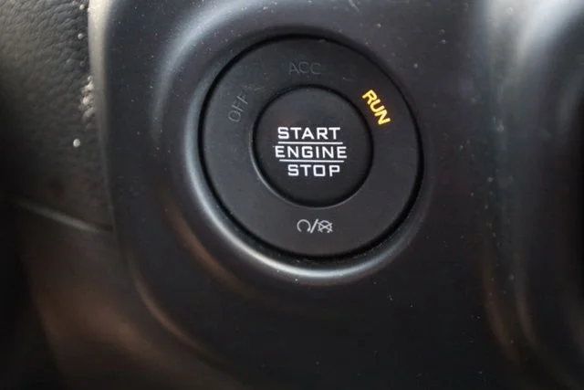 Used 2023 White Jeep Sahara image 27