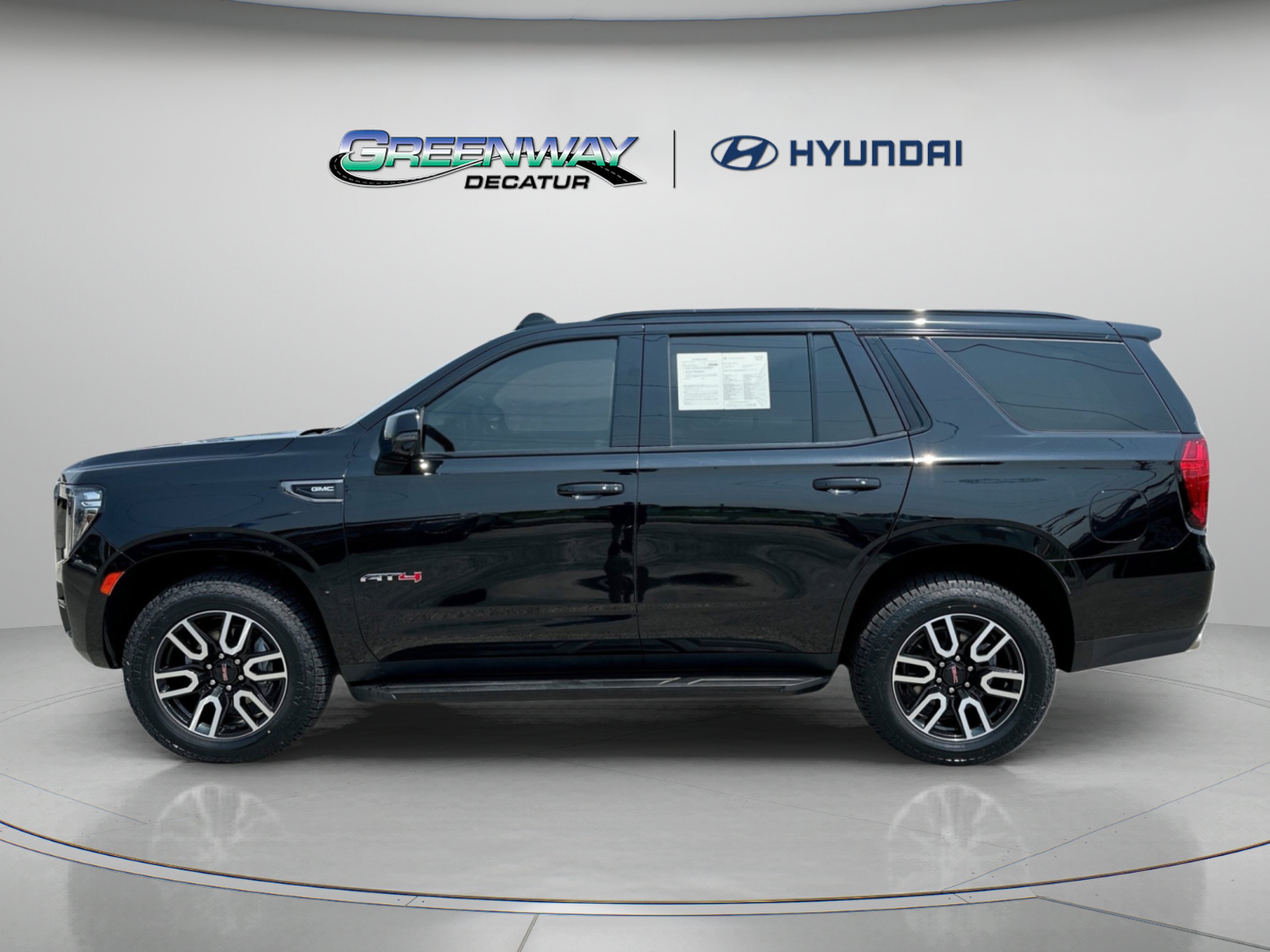 Used 2024 Onyx Black GMC AT4 image 5
