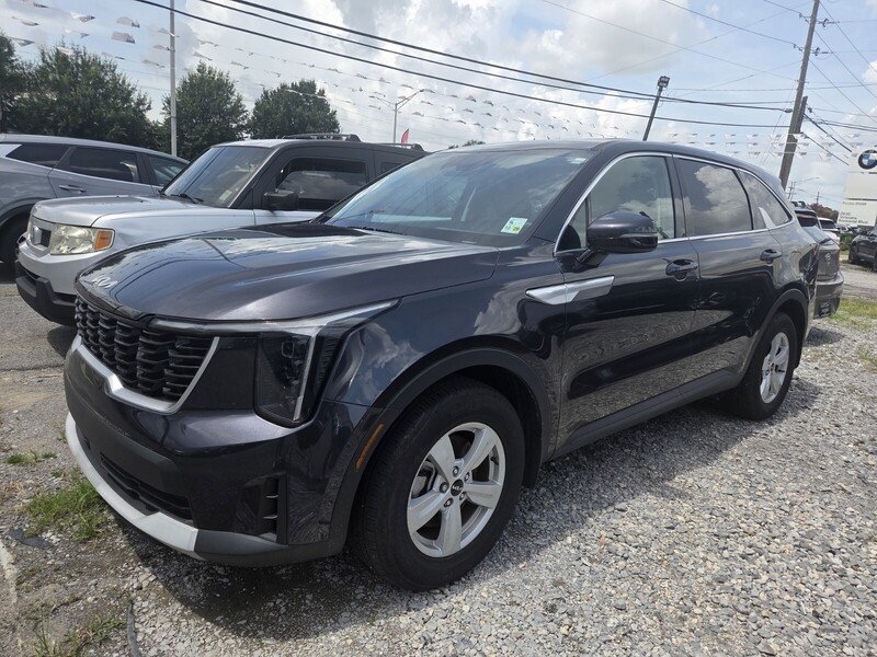 Used 2025 Gray Kia LX image 6