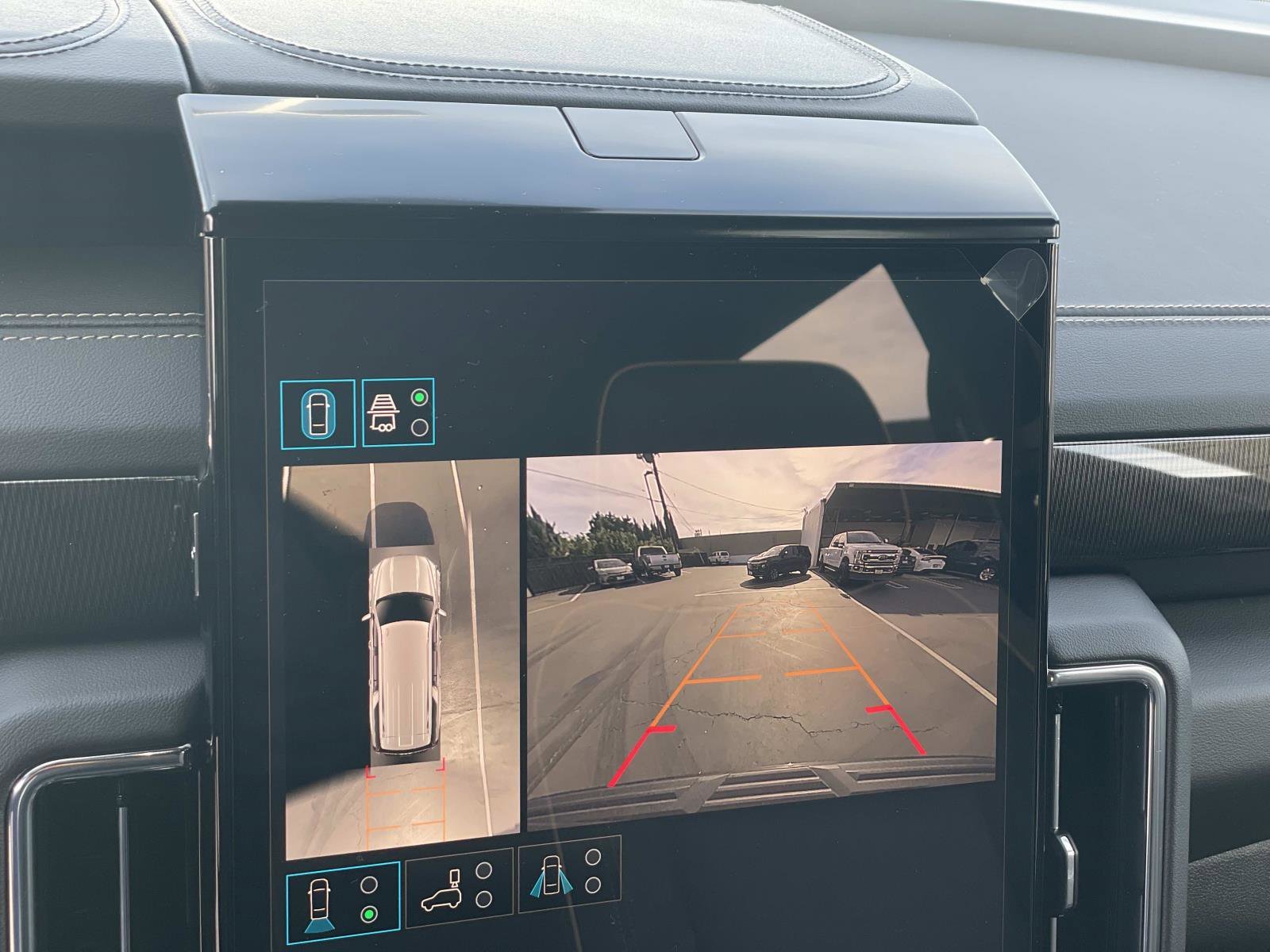 2026 GMC Yukon XL Elevation - Photo 14