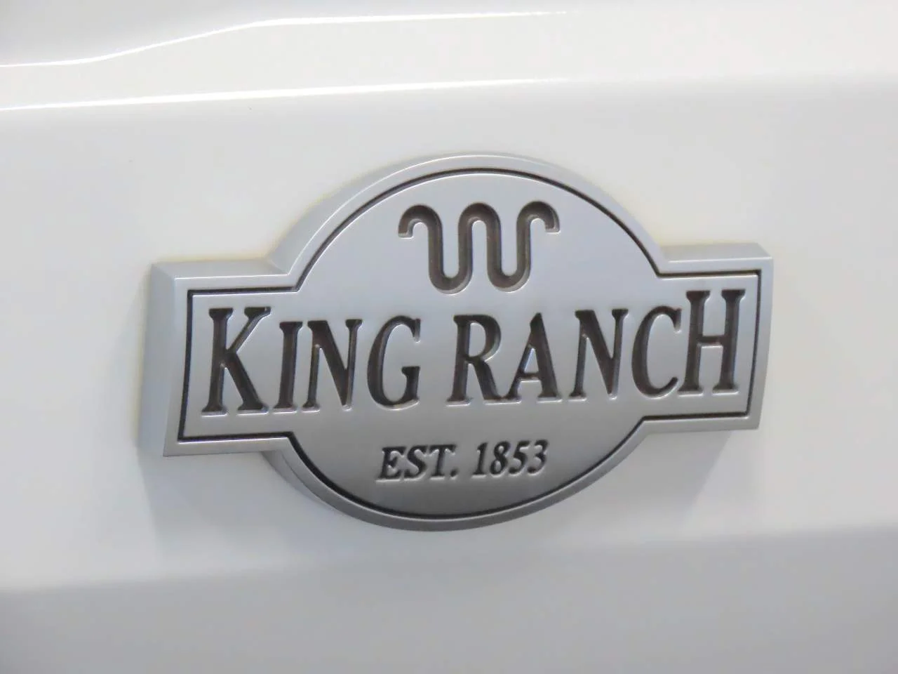 Used 2021 Oxford White Ford King Ranch Crew Cab image 10