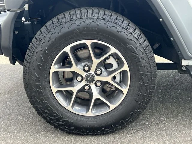 Used 2024 White Jeep Sport S image 38
