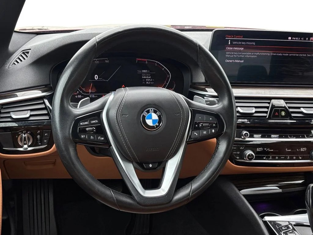 Used 2023 Red BMW 530i image 17