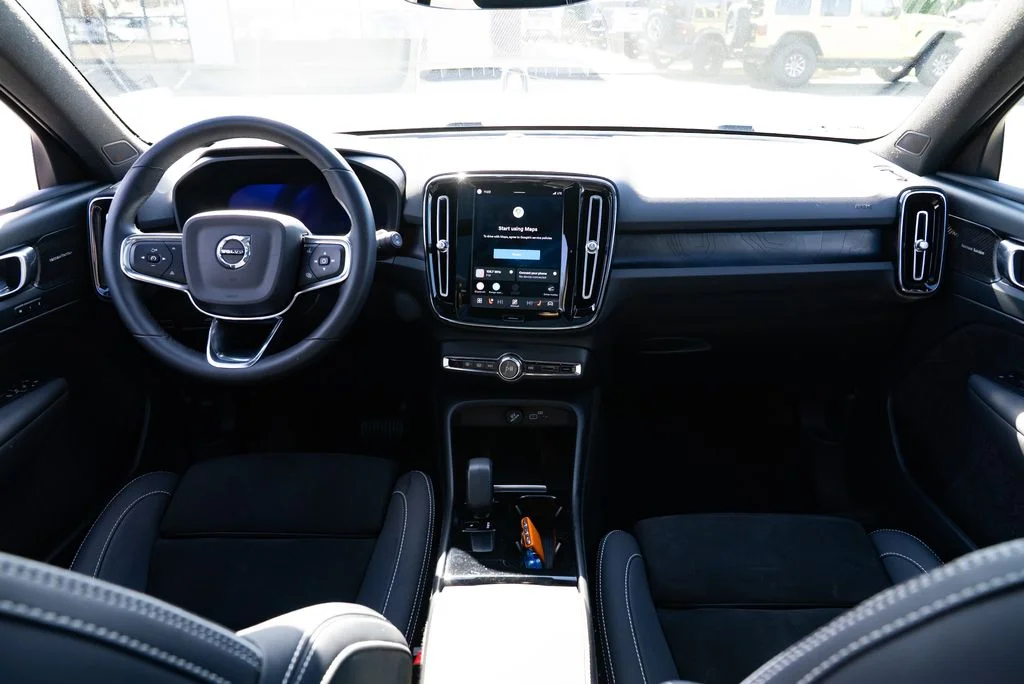 Used 2023 Gray Volvo Ultimate image 8