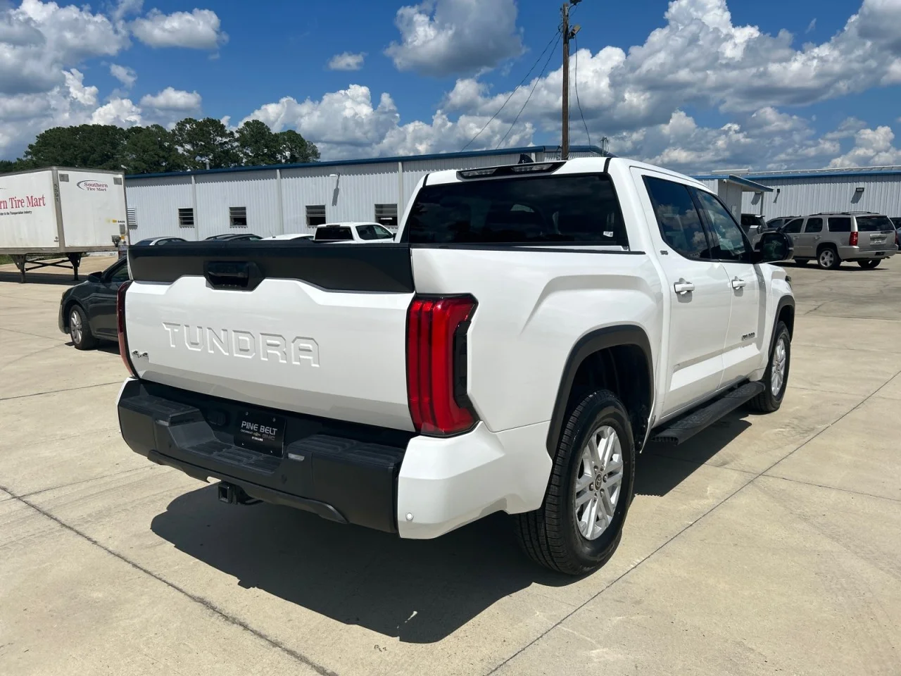 Used 2023 White Toyota SR5 image 3