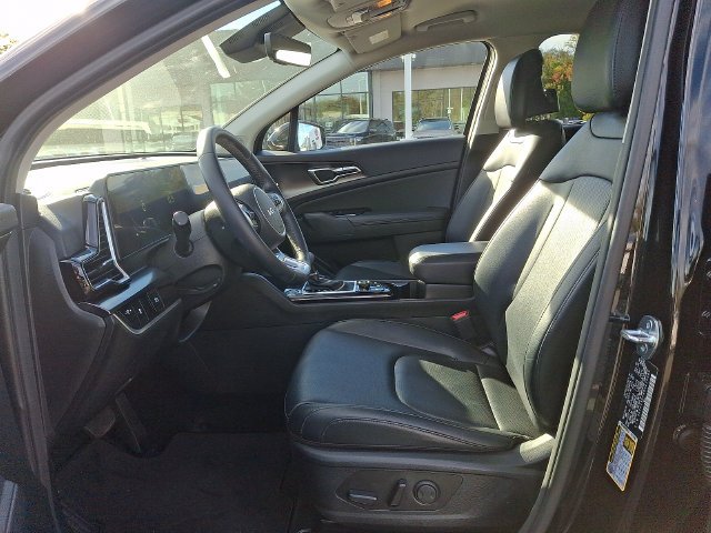 Used 2024 Black Kia EX image 14