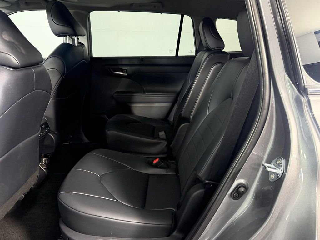 Used 2026 Heavy Metal Toyota XLE image 24