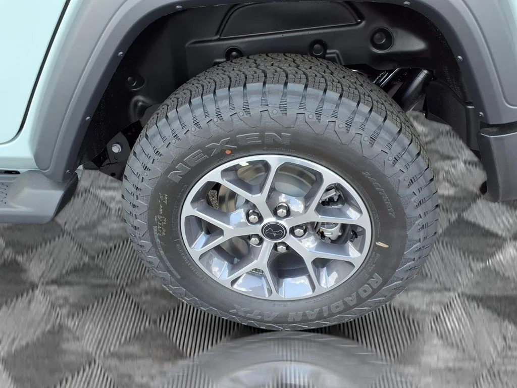 New 2026 Earl Clear-Coat Exterior Paint Jeep Sport S image 23