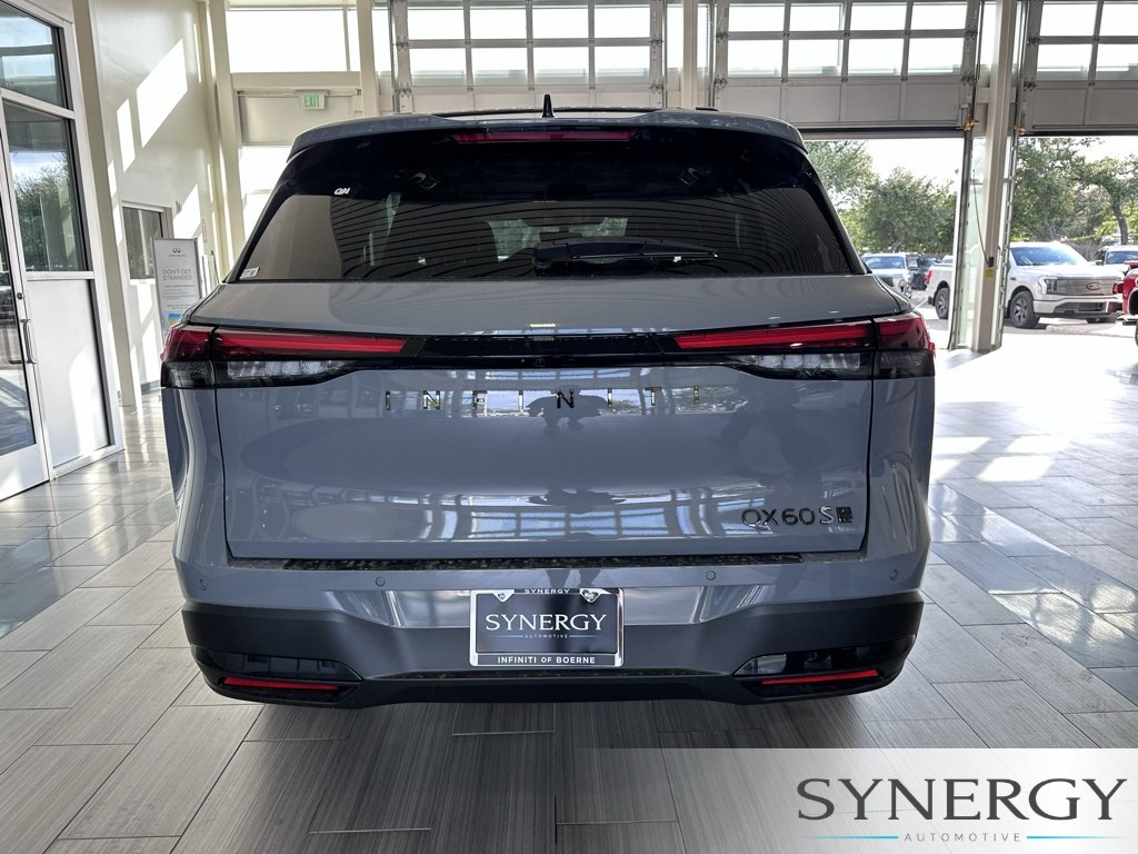 New 2027 HARBOR GRAY INFINITI Sport AWD image 7
