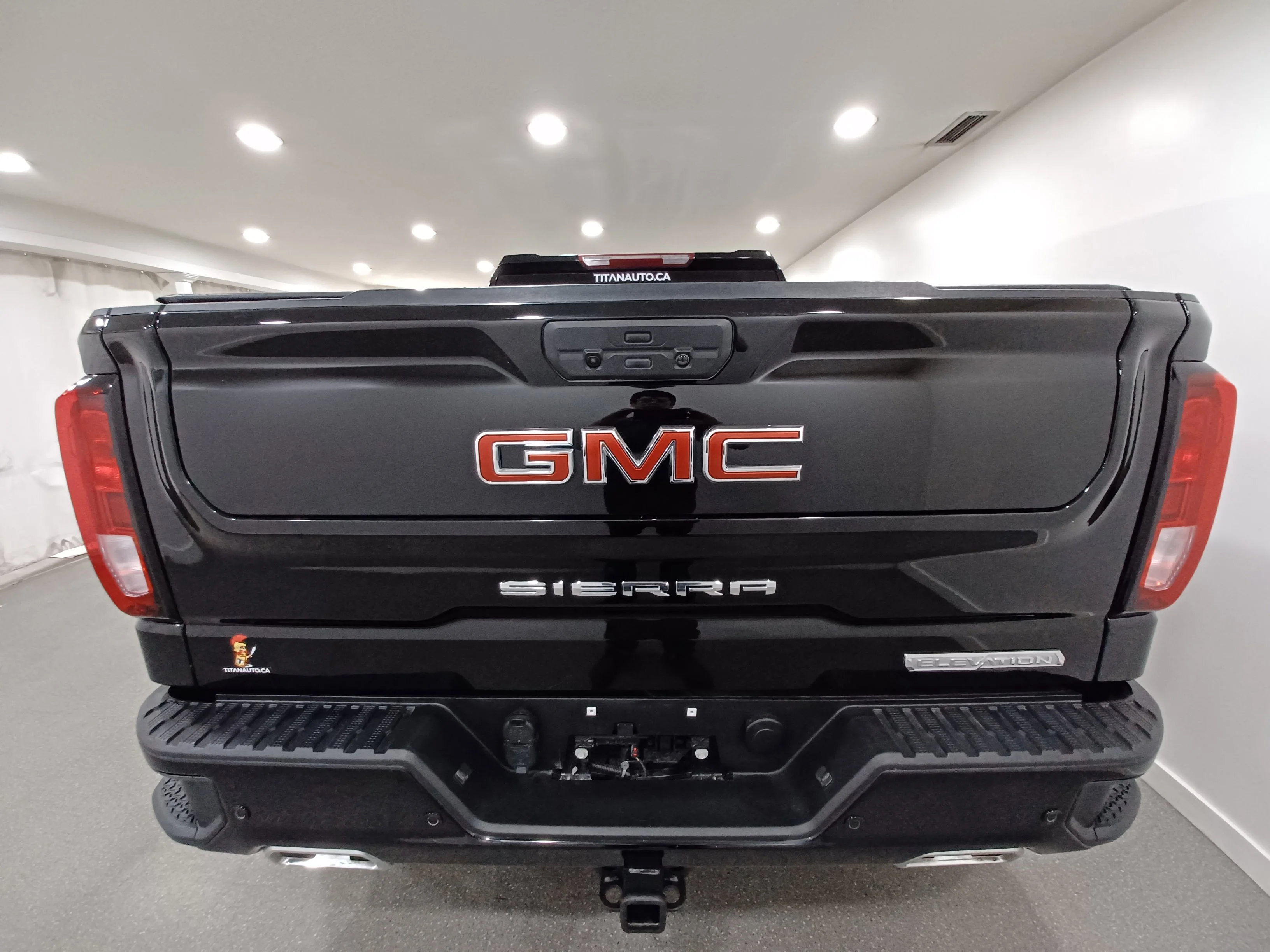 Certified Used 2022 Onyx Black GMC Limited Elevation 4x4*3.0L Duramax Diesel | 6 Pass | Remote Start | Htd Seats | Htd Wheel | Tow Pkg image 22