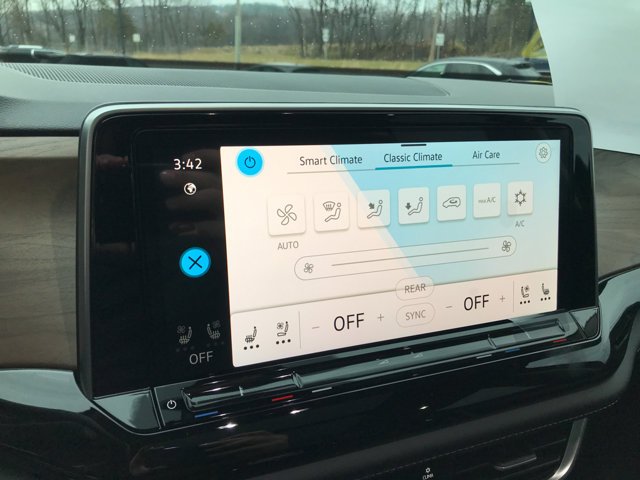 2026 Volkswagen Atlas SE w/Tech - Photo 20