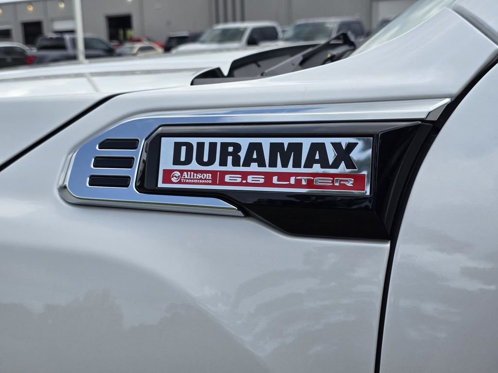 Used 2024 White Frost Tri-Coat GMC Denali image 50
