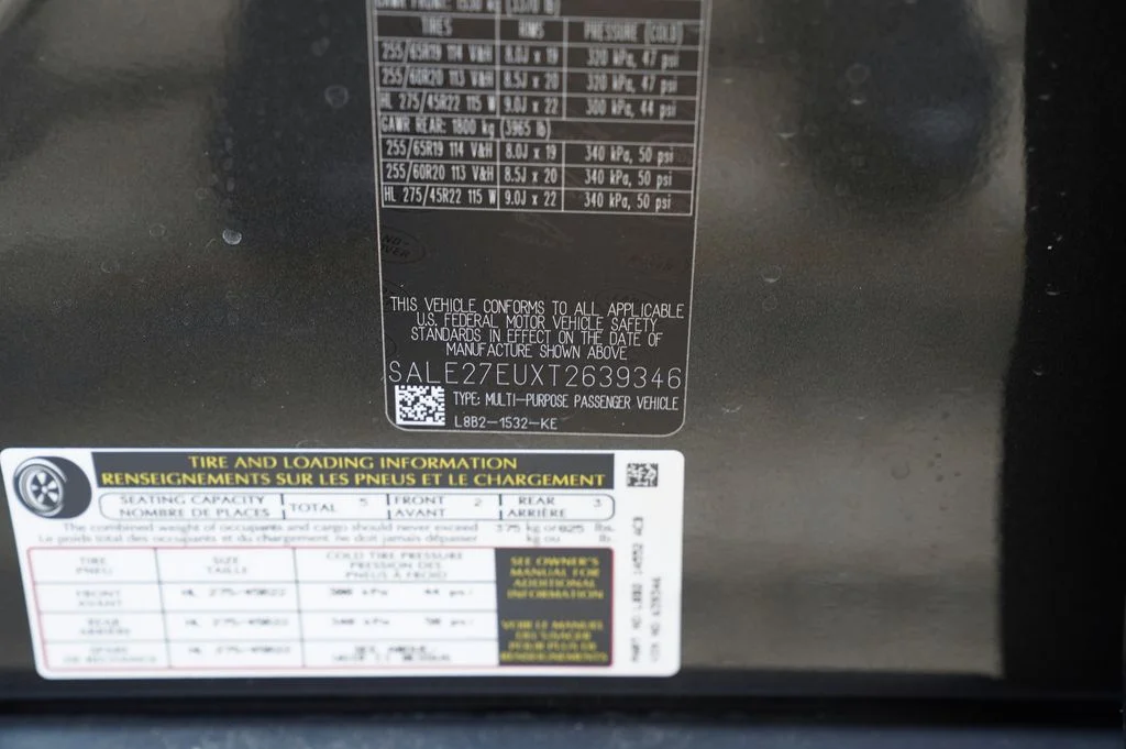 Used 2026 Gray Land Rover X-Dynamic SE image 33