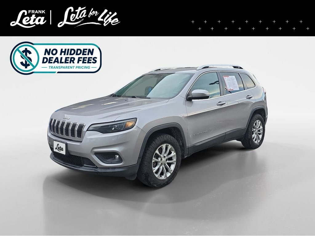 Used 2019 Billet Silver Metallic Jeep Latitude image 1