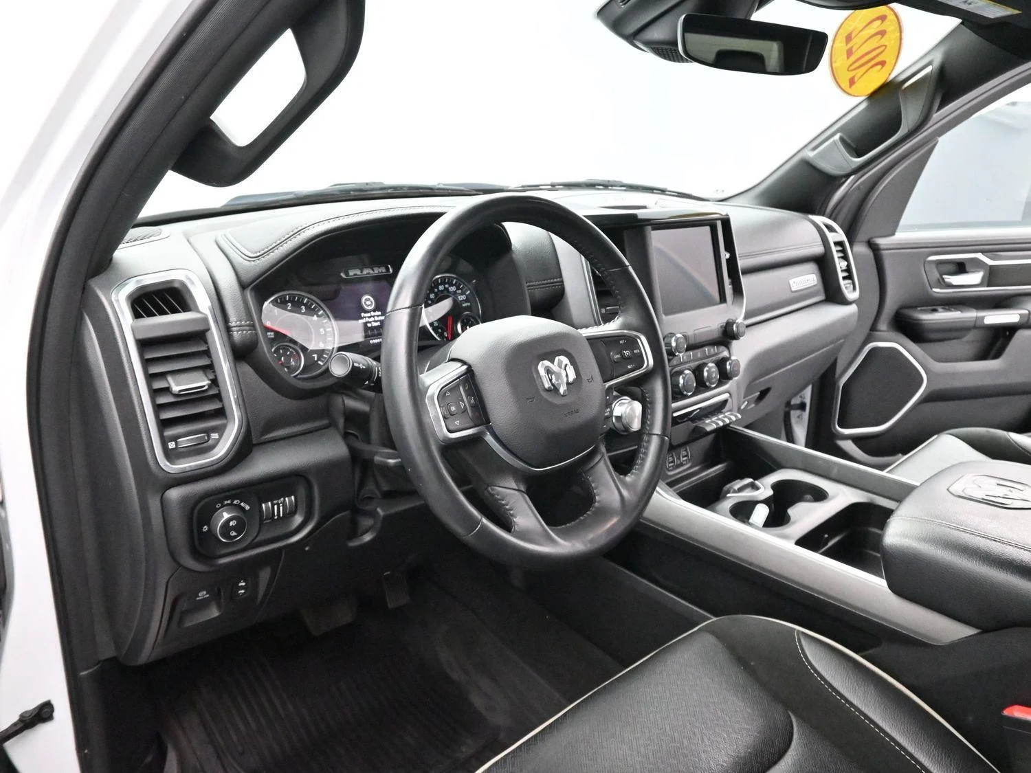 Used 2022 Bright White Clearcoat Ram Laramie image 16