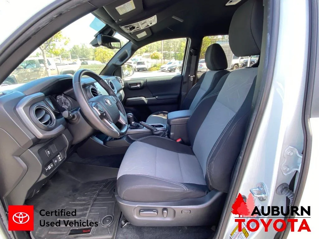 Certified Used 2022 Ice Cap Toyota TRD Off-Road image 33
