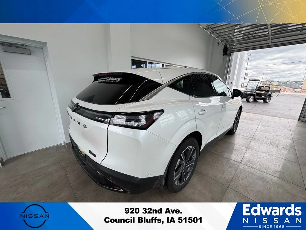 New 2025 White Nissan SV image 4