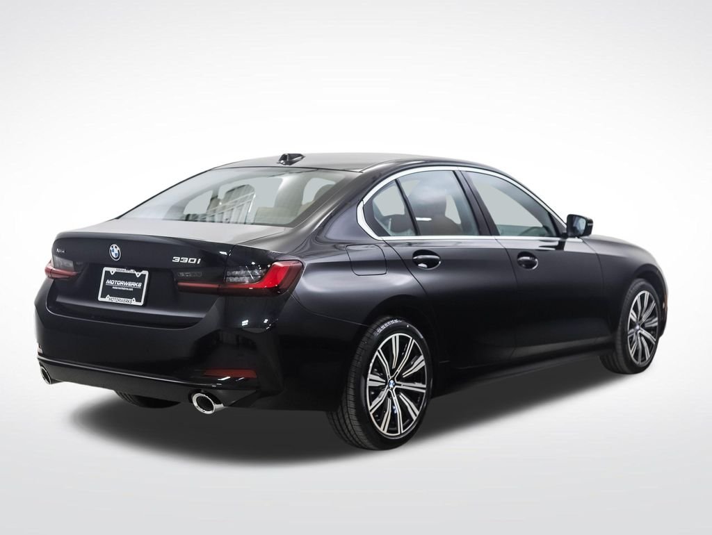 Used 2026 Black Sapphire Metallic BMW 330i xDrive image 5