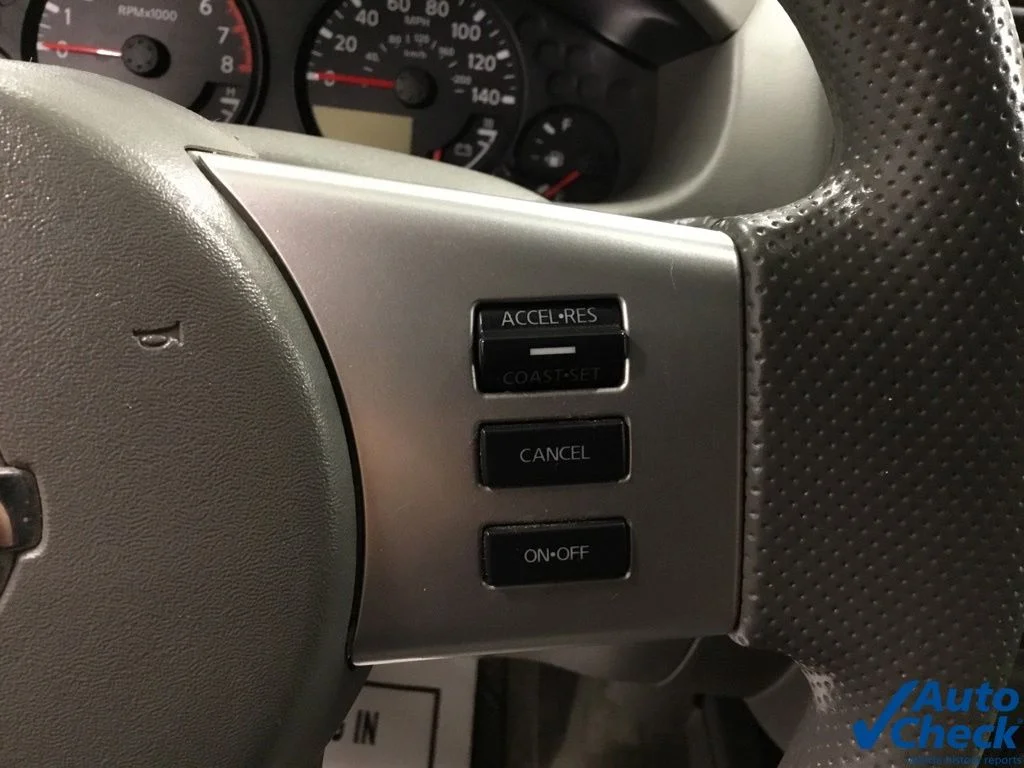 Used 2015 Silver Nissan SV image 45