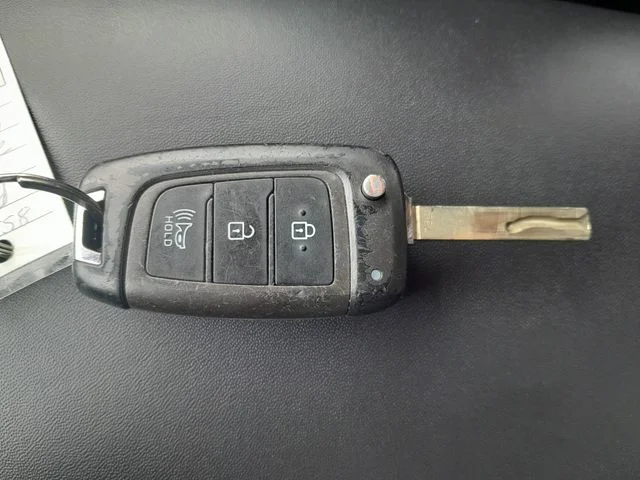 2023 Hyundai Santa Fe SE - Photo 10