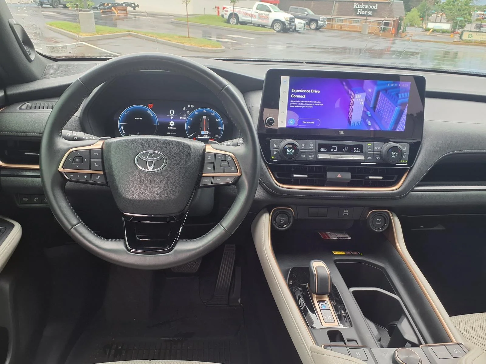 Used 2024 Wind Chill Pearl Toyota MAX Limited image 5