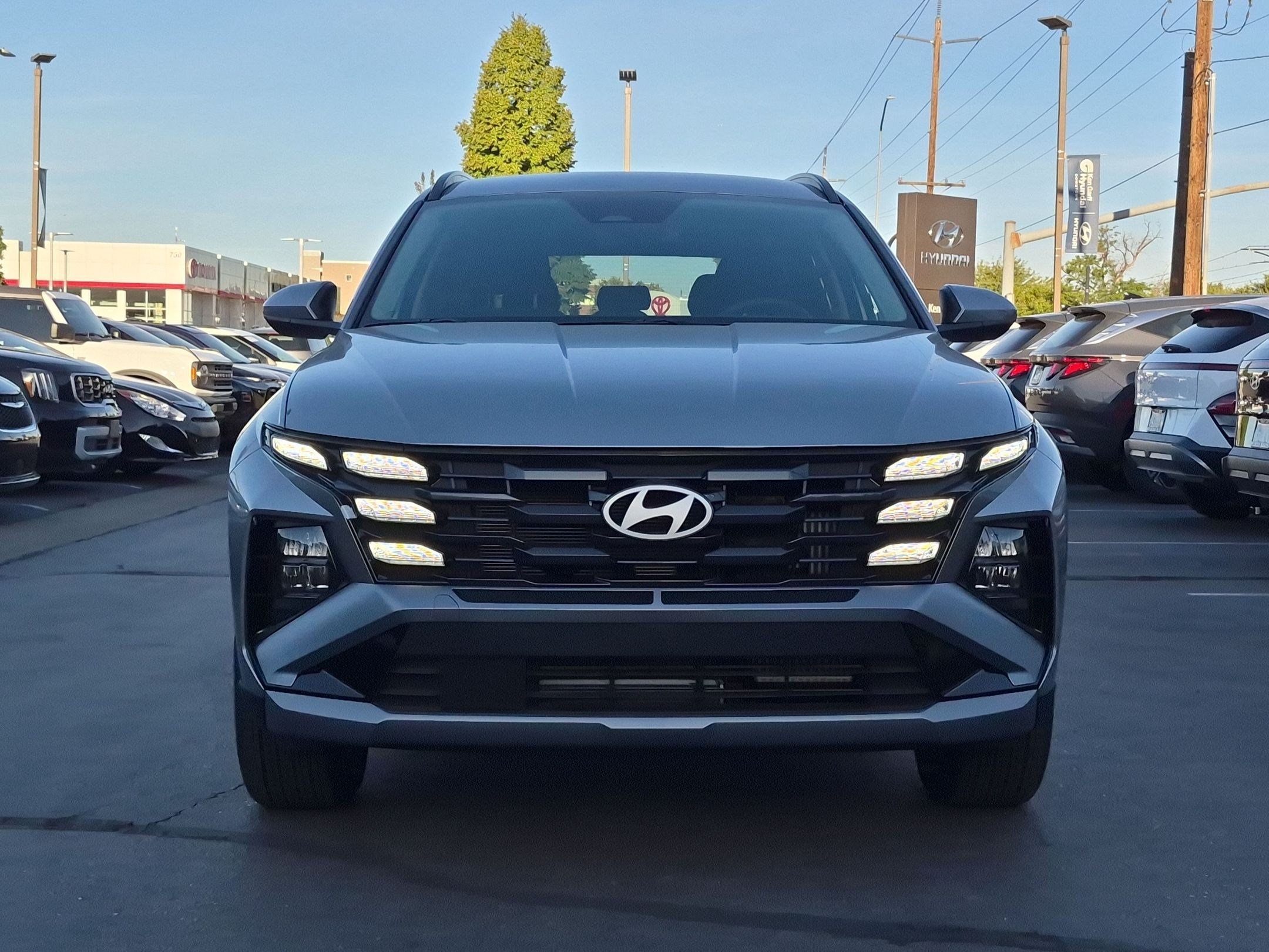 New 2026 Shimmering Silver Hyundai SEL AWD image 9