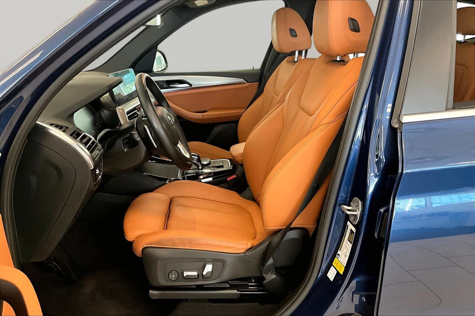 Used 2023 BLUE BMW sDrive30i image 16