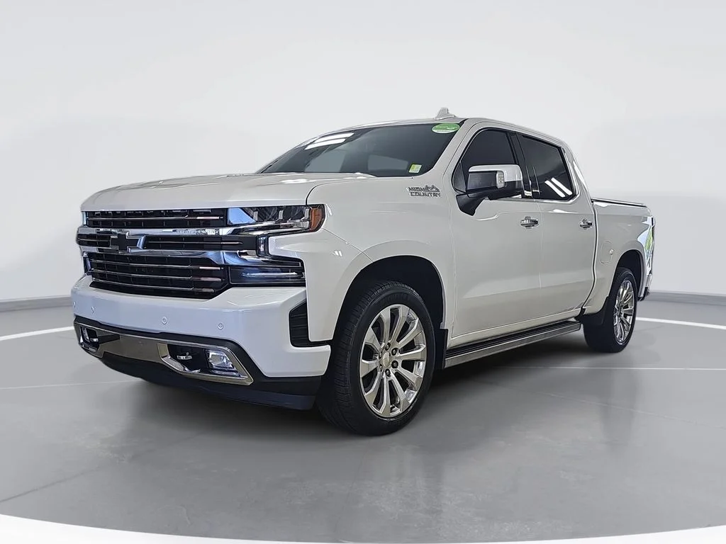 Used 2020 Beige Chevrolet High Country image 9