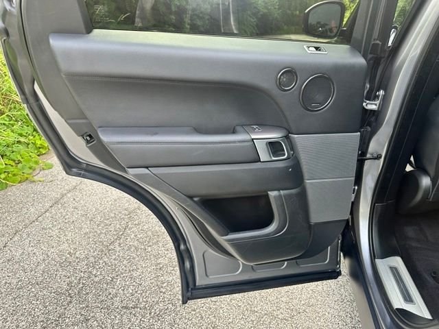 Used 2021 Eiger Gray Metallic Land Rover SE image 14