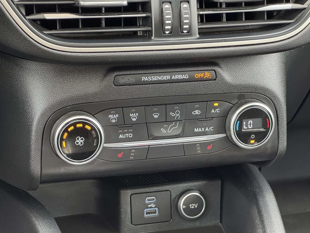 Used 2020 Gray Ford SE Sport image 20