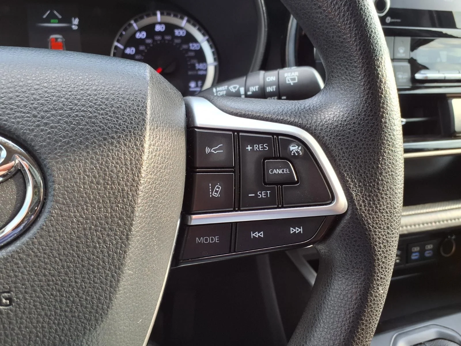 Used 2022 Beige Toyota L image 23