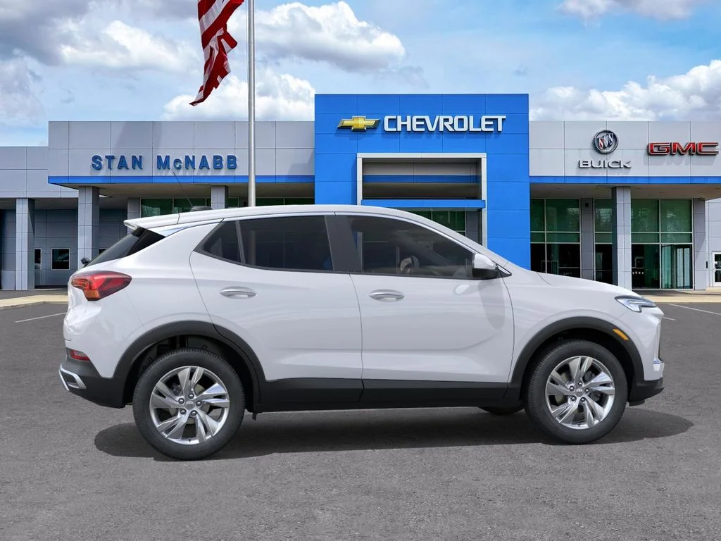 New 2026 Summit White Buick Preferred image 5