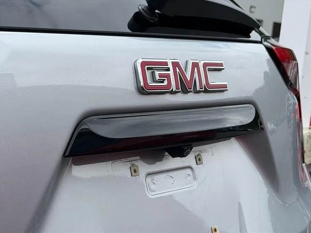 Used 2021 Silver GMC SLE image 11