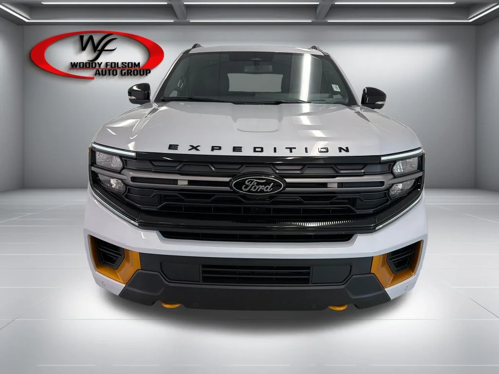 New 2026 Space Silver Metallic Ford Tremor® image 2